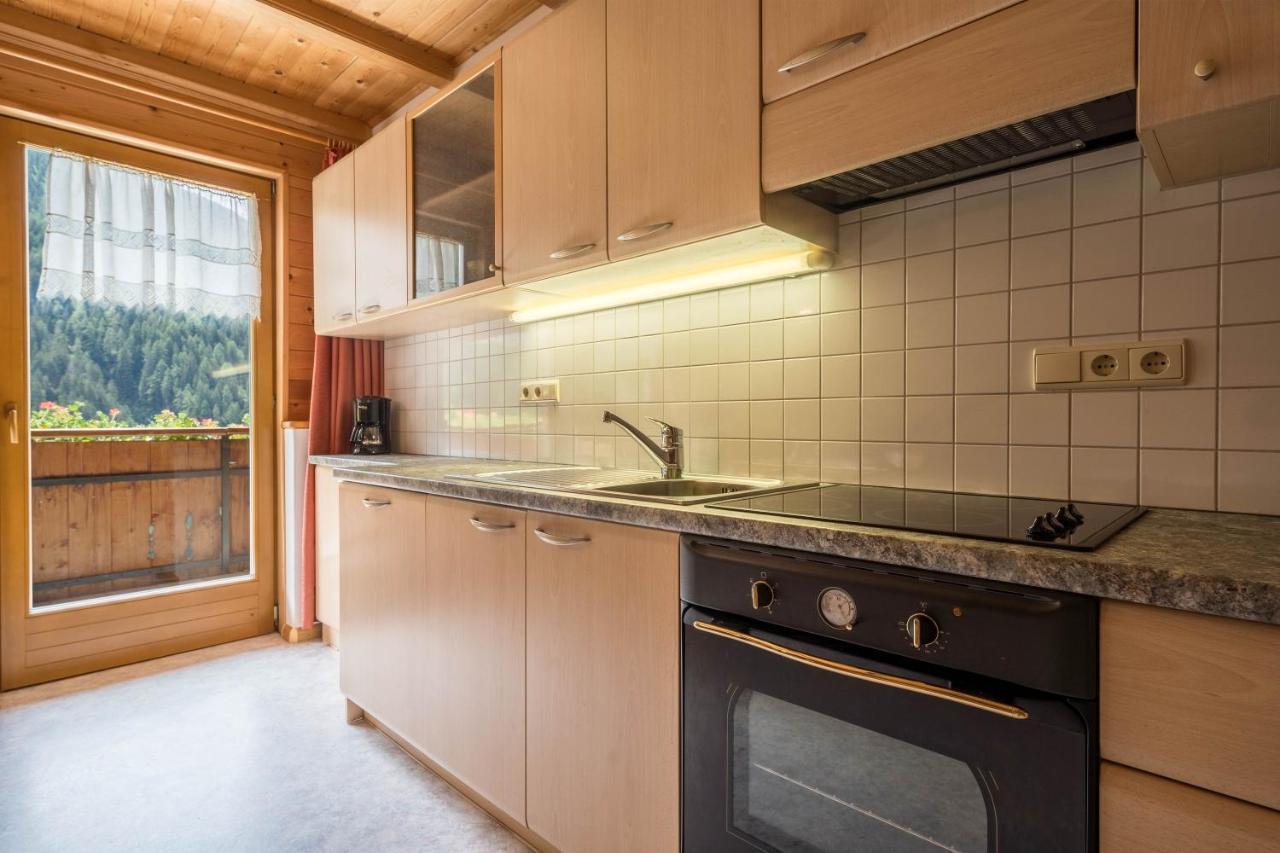 Haus Hubertus - Fewo 5 San Leonardo in Passiria Luaran gambar